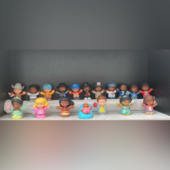 Little People Lot - Picture 1 of 3